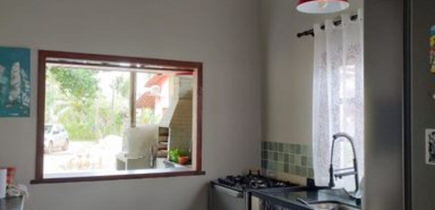 Newly Built Beach House in Campinho – 100m from the Sea with Boat Mooring