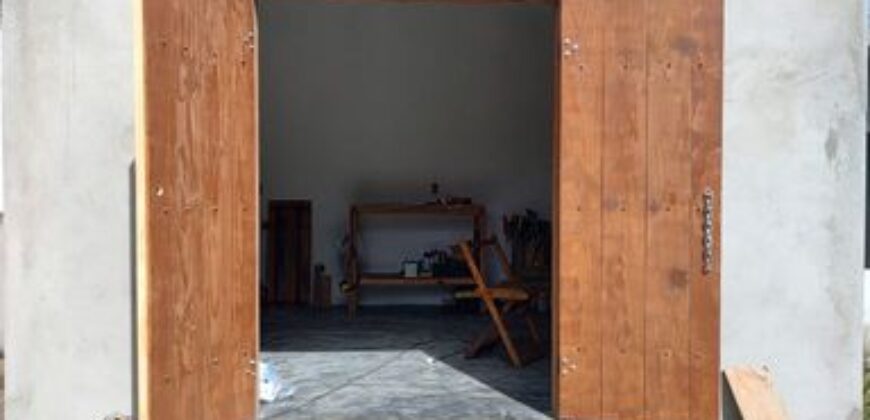 Newly Built Beach House in Campinho – 100m from the Sea with Boat Mooring